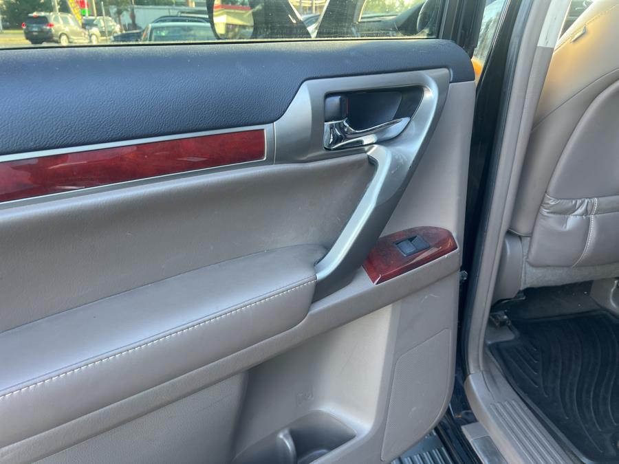 2013 Lexus GX 460 4WD 4dr, available for sale in Milford, Connecticut | Korhan LLC DBA Superior Motors. Milford, Connecticut 2013 Lexus GX 460 4WD 4dr, available for sale in Milford, Connecticut | Korhan LLC DBA Superior Motors. Milford, Connecticut