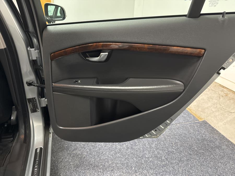 2012 Volvo S80 4dr Sdn 3.0L, available for sale in Plainville, Connecticut | New England Auto Sales LLC. Plainville, Connecticut 2012 Volvo S80 4dr Sdn 3.0L, available for sale in Plainville, Connecticut | New England Auto Sales LLC. Plainville, Connecticut