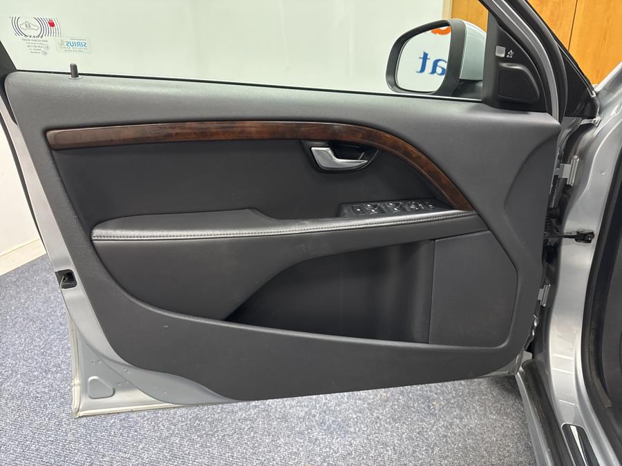 2012 Volvo S80 4dr Sdn 3.0L, available for sale in Plainville, Connecticut | New England Auto Sales LLC. Plainville, Connecticut 2012 Volvo S80 4dr Sdn 3.0L, available for sale in Plainville, Connecticut | New England Auto Sales LLC. Plainville, Connecticut