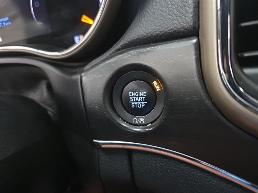 2017 Jeep Grand Cherokee Limited 4x4, available for sale in West Haven, Connecticut | Auto Fair Inc.. West Haven, Connecticut 2017 Jeep Grand Cherokee Limited 4x4, available for sale in West Haven, Connecticut | Auto Fair Inc.. West Haven, Connecticut