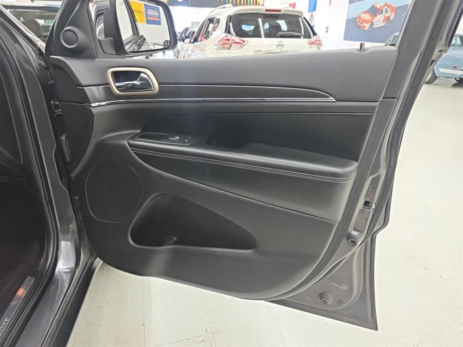 2017 Jeep Grand Cherokee Limited 4x4, available for sale in West Haven, Connecticut | Auto Fair Inc.. West Haven, Connecticut 2017 Jeep Grand Cherokee Limited 4x4, available for sale in West Haven, Connecticut | Auto Fair Inc.. West Haven, Connecticut
