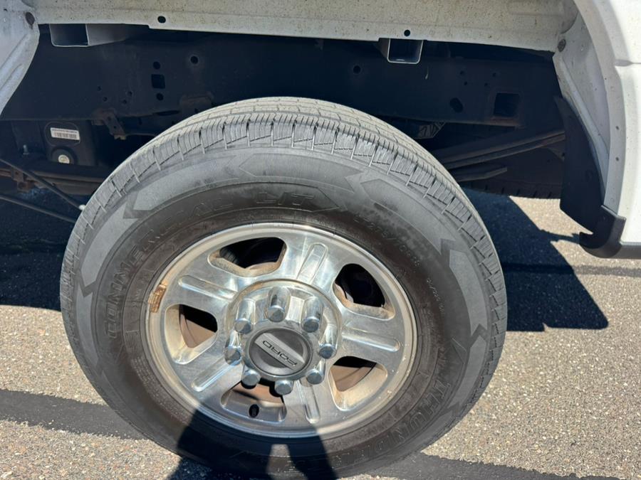 2019 Ford Super Duty F-250 SRW XL 4WD Reg Cab 8'' Box, available for sale in Waterbury, Connecticut | Platinum Auto Care. Waterbury, Connecticut 2019 Ford Super Duty F-250 SRW XL 4WD Reg Cab 8'' Box, available for sale in Waterbury, Connecticut | Platinum Auto Care. Waterbury, Connecticut
