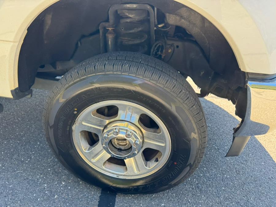 2019 Ford Super Duty F-250 SRW XL 4WD Reg Cab 8'' Box, available for sale in Waterbury, Connecticut | Platinum Auto Care. Waterbury, Connecticut 2019 Ford Super Duty F-250 SRW XL 4WD Reg Cab 8'' Box, available for sale in Waterbury, Connecticut | Platinum Auto Care. Waterbury, Connecticut