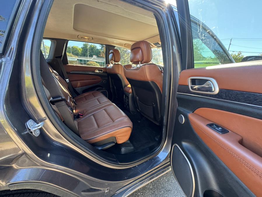 2015 Jeep Grand Cherokee 4WD 4dr Summit, available for sale in Waterbury, Connecticut | Platinum Auto Care. Waterbury, Connecticut 2015 Jeep Grand Cherokee 4WD 4dr Summit, available for sale in Waterbury, Connecticut | Platinum Auto Care. Waterbury, Connecticut