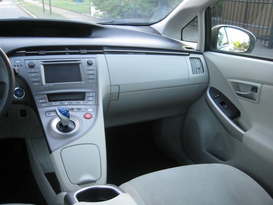 2012 Toyota Prius Three 4dr Hatchback, available for sale in Massapequa, New York | Rite Choice Auto Inc.. Massapequa, New York 2012 Toyota Prius Three 4dr Hatchback, available for sale in Massapequa, New York | Rite Choice Auto Inc.. Massapequa, New York