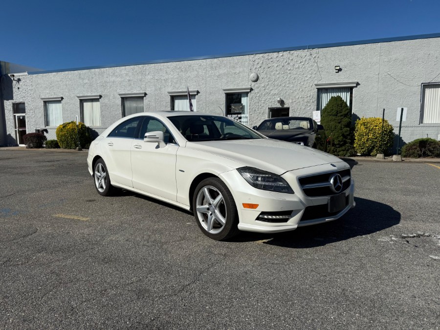 Used Mercedes-Benz CLS-Class 4dr Sdn CLS550 RWD 2012 | REGAL AUTOHAUS Auto Service and Sales. Hicksville, New York