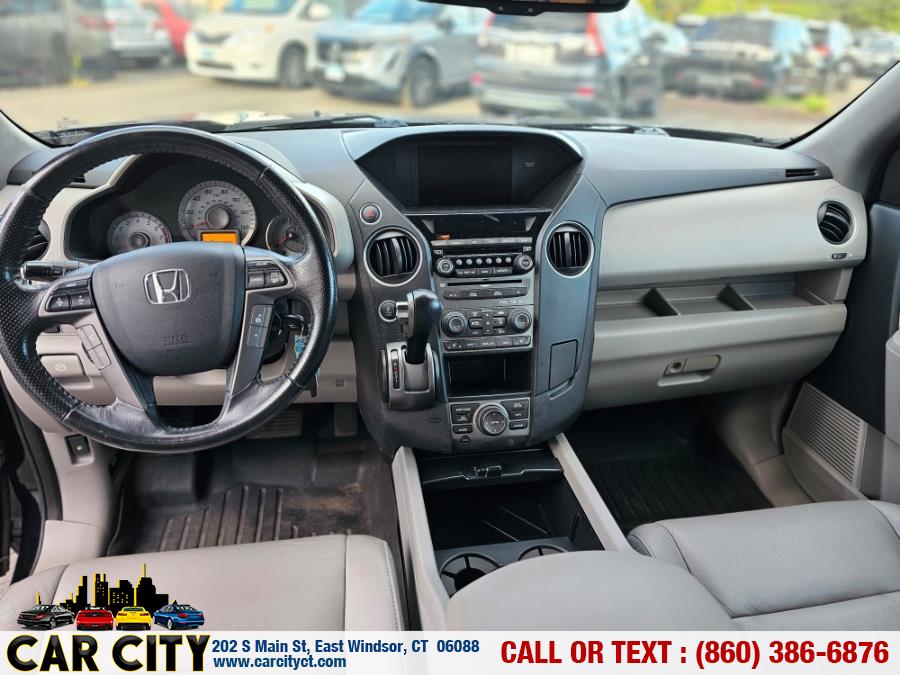 2015 Honda Pilot 4WD 4dr Touring w/RES & Navi, available for sale in East Windsor, Connecticut | Car City LLC. East Windsor, Connecticut 2015 Honda Pilot 4WD 4dr Touring w/RES & Navi, available for sale in East Windsor, Connecticut | Car City LLC. East Windsor, Connecticut