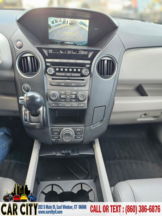 2015 Honda Pilot 4WD 4dr Touring w/RES & Navi, available for sale in East Windsor, Connecticut | Car City LLC. East Windsor, Connecticut 2015 Honda Pilot 4WD 4dr Touring w/RES & Navi, available for sale in East Windsor, Connecticut | Car City LLC. East Windsor, Connecticut