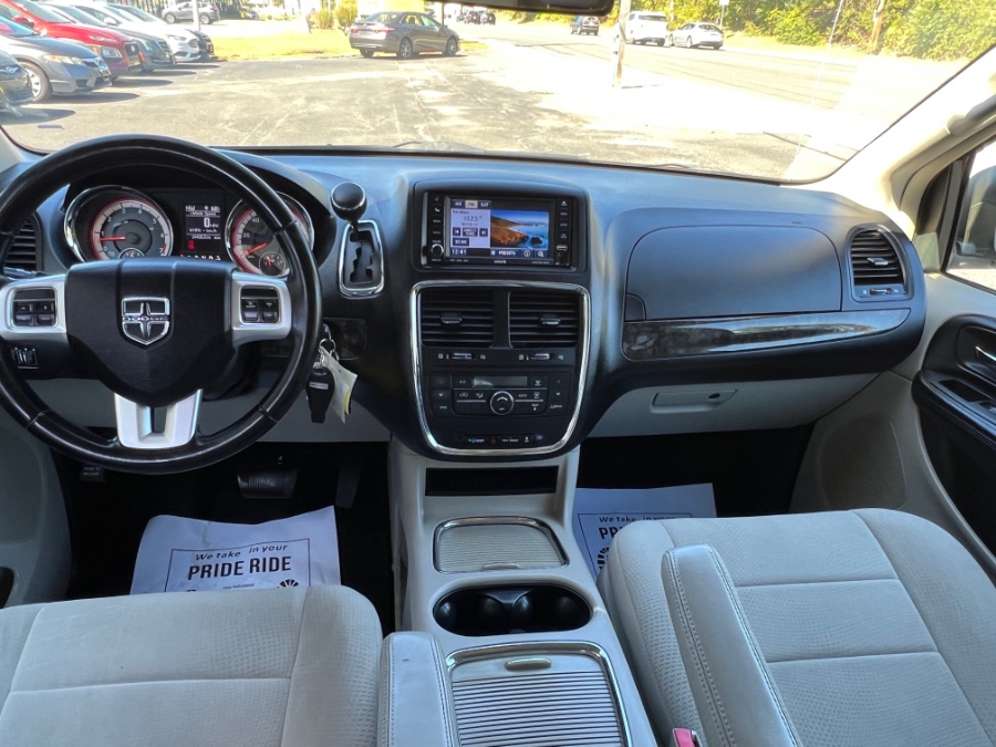2011 Dodge Grand Caravan 4dr Wgn Crew, available for sale in Westfield, Massachusetts | Auto Wings Cop. Westfield, Massachusetts 2011 Dodge Grand Caravan 4dr Wgn Crew, available for sale in Westfield, Massachusetts | Auto Wings Cop. Westfield, Massachusetts