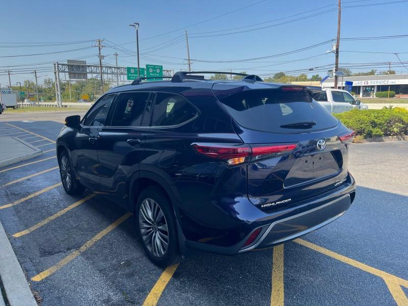 2021 Toyota Highlander Limited AWD, available for sale in Maple Shade, New Jersey | Car Revolution. Maple Shade, New Jersey 2021 Toyota Highlander Limited AWD, available for sale in Maple Shade, New Jersey | Car Revolution. Maple Shade, New Jersey