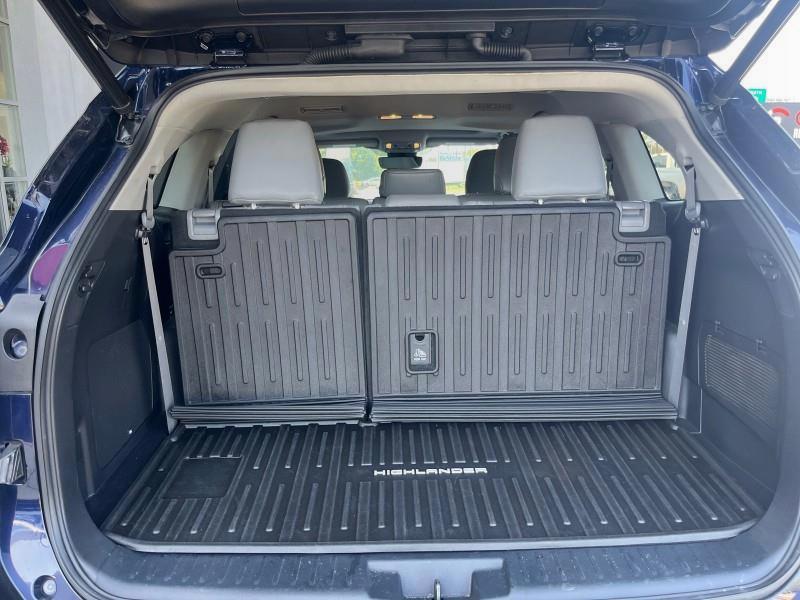 2021 Toyota Highlander Limited AWD, available for sale in Maple Shade, New Jersey | Car Revolution. Maple Shade, New Jersey 2021 Toyota Highlander Limited AWD, available for sale in Maple Shade, New Jersey | Car Revolution. Maple Shade, New Jersey