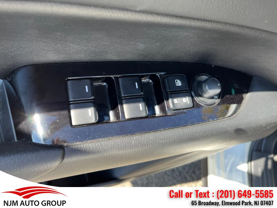 2022 Mazda CX-5 2.5 S Select Package AWD, available for sale in Elmwood Park, New Jersey | NJM Auto Group. Elmwood Park, New Jersey 2022 Mazda CX-5 2.5 S Select Package AWD, available for sale in Elmwood Park, New Jersey | NJM Auto Group. Elmwood Park, New Jersey