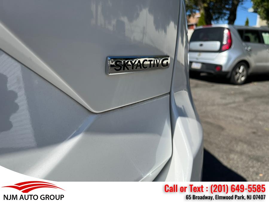 2022 Mazda CX-5 2.5 S Select Package AWD, available for sale in Elmwood Park, New Jersey | NJM Auto Group. Elmwood Park, New Jersey 2022 Mazda CX-5 2.5 S Select Package AWD, available for sale in Elmwood Park, New Jersey | NJM Auto Group. Elmwood Park, New Jersey