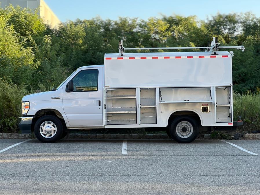 2023 Ford E-Series Cutaway E-350 DRW 138" WB, available for sale in Paterson, New Jersey | Speedway Motors LLC. Paterson, New Jersey 2023 Ford E-Series Cutaway E-350 DRW 138" WB, available for sale in Paterson, New Jersey | Speedway Motors LLC. Paterson, New Jersey