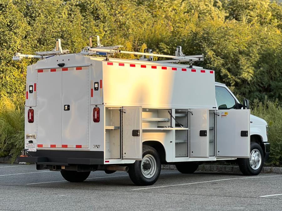 2023 Ford E-Series Cutaway E-350 DRW 138" WB, available for sale in Paterson, New Jersey | Speedway Motors LLC. Paterson, New Jersey 2023 Ford E-Series Cutaway E-350 DRW 138" WB, available for sale in Paterson, New Jersey | Speedway Motors LLC. Paterson, New Jersey