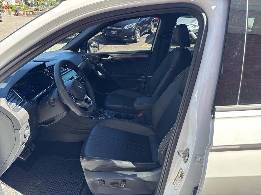 2022 Volkswagen Tiguan 2.0T SE R-Line Black 4MOTION, available for sale in Waterbury, Connecticut | National Auto Brokers, Inc.. Waterbury, Connecticut 2022 Volkswagen Tiguan 2.0T SE R-Line Black 4MOTION, available for sale in Waterbury, Connecticut | National Auto Brokers, Inc.. Waterbury, Connecticut