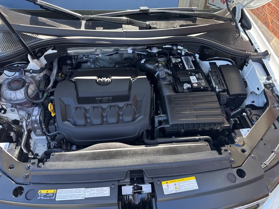 2022 Volkswagen Tiguan 2.0T SE R-Line Black 4MOTION, available for sale in Waterbury, Connecticut | National Auto Brokers, Inc.. Waterbury, Connecticut 2022 Volkswagen Tiguan 2.0T SE R-Line Black 4MOTION, available for sale in Waterbury, Connecticut | National Auto Brokers, Inc.. Waterbury, Connecticut