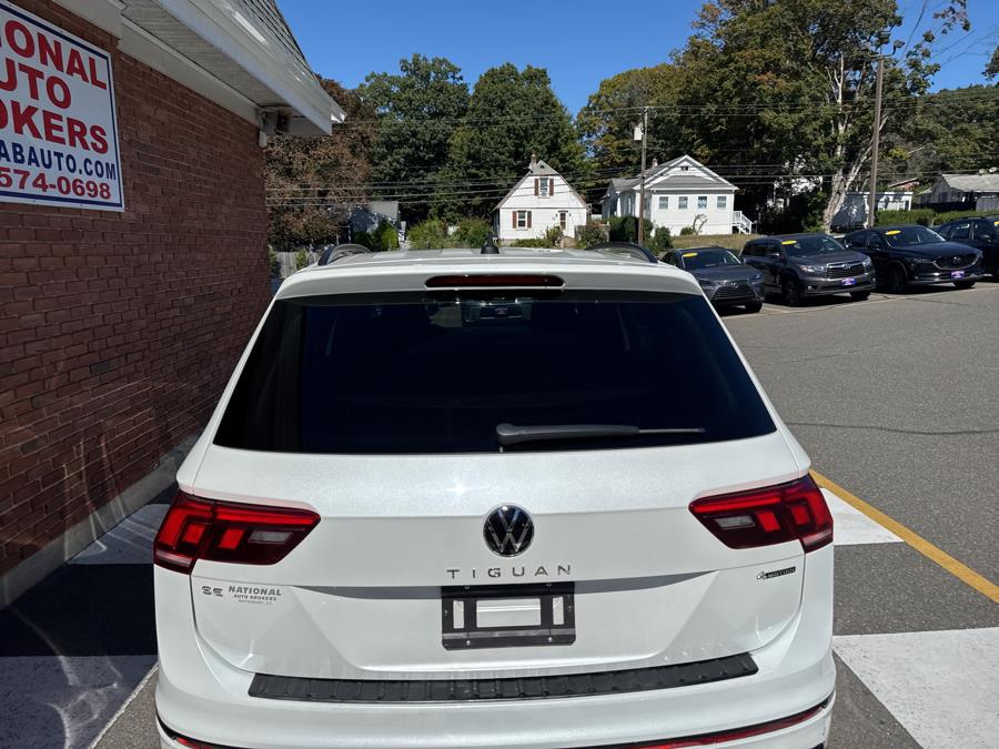 2022 Volkswagen Tiguan 2.0T SE R-Line Black 4MOTION, available for sale in Waterbury, Connecticut | National Auto Brokers, Inc.. Waterbury, Connecticut 2022 Volkswagen Tiguan 2.0T SE R-Line Black 4MOTION, available for sale in Waterbury, Connecticut | National Auto Brokers, Inc.. Waterbury, Connecticut