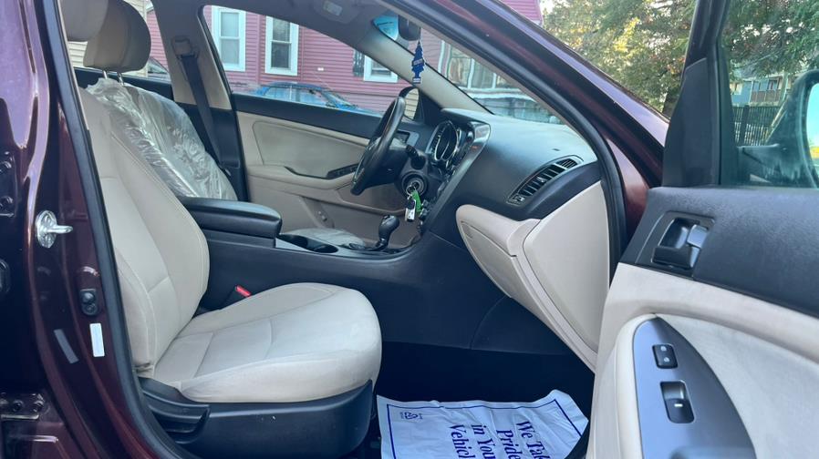 2012 Kia Optima 4dr Sdn 2.4L Auto LX, available for sale in Springfield, Massachusetts | Jordan Auto Sales Inc. Springfield, Massachusetts 2012 Kia Optima 4dr Sdn 2.4L Auto LX, available for sale in Springfield, Massachusetts | Jordan Auto Sales Inc. Springfield, Massachusetts