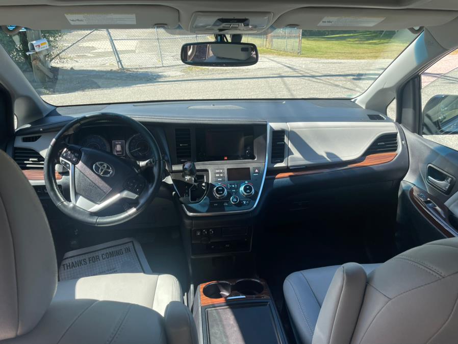 2017 Toyota Sienna XLE AWD 7-Passenger (Natl), available for sale in New Milford, Connecticut | New Milford Auto Sales. New Milford, Connecticut 2017 Toyota Sienna XLE AWD 7-Passenger (Natl), available for sale in New Milford, Connecticut | New Milford Auto Sales. New Milford, Connecticut