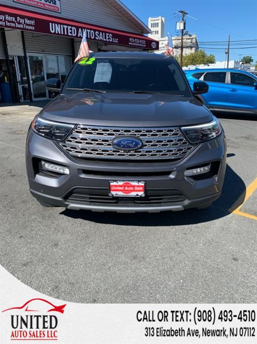 2022 Ford Explorer Limited's photo