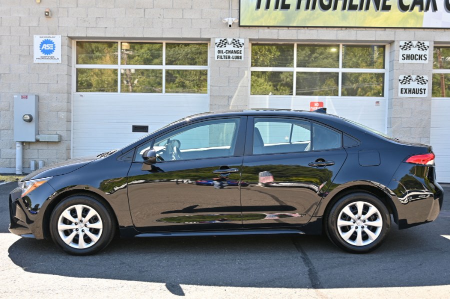 2024 Toyota Corolla LE photo 2