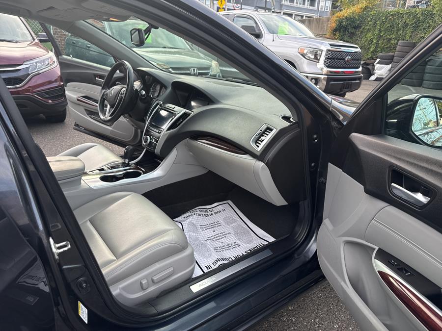 2016 Acura TLX 4dr Sdn FWD, available for sale in Shelton, Connecticut | Center Motorsports LLC. Shelton, Connecticut 2016 Acura TLX 4dr Sdn FWD, available for sale in Shelton, Connecticut | Center Motorsports LLC. Shelton, Connecticut
