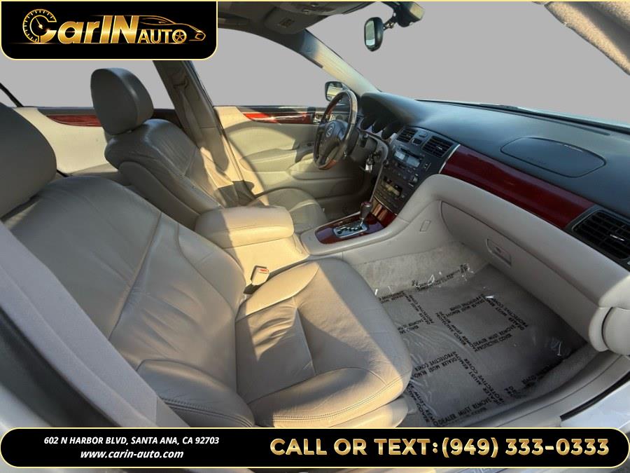 2002 Lexus ES 300 4dr Sdn, available for sale in Santa Ana, California | Carin Auto. Santa Ana, California 2002 Lexus ES 300 4dr Sdn, available for sale in Santa Ana, California | Carin Auto. Santa Ana, California