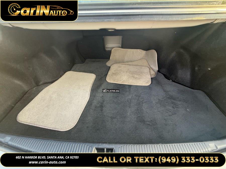 2002 Lexus ES 300 4dr Sdn, available for sale in Santa Ana, California | Carin Auto. Santa Ana, California 2002 Lexus ES 300 4dr Sdn, available for sale in Santa Ana, California | Carin Auto. Santa Ana, California