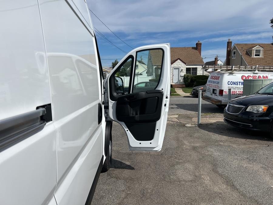 2025 Ram ProMaster Cargo Van Tradesman 3500 High Roof 159" WB EXT w/Pass Seat, available for sale in Franklin Square, New York | Franklin Square Auto Group. Franklin Square, New York 2025 Ram ProMaster Cargo Van Tradesman 3500 High Roof 159" WB EXT w/Pass Seat, available for sale in Franklin Square, New York | Franklin Square Auto Group. Franklin Square, New York