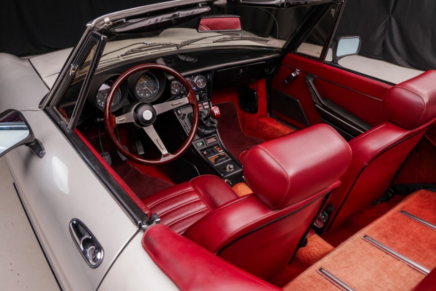 1981 Alfa Romeo Spider Veloce 2dr Convertible Veloce, available for sale in North Salem, New York | Meccanic Shop North Inc. North Salem, New York 1981 Alfa Romeo Spider Veloce 2dr Convertible Veloce, available for sale in North Salem, New York | Meccanic Shop North Inc. North Salem, New York