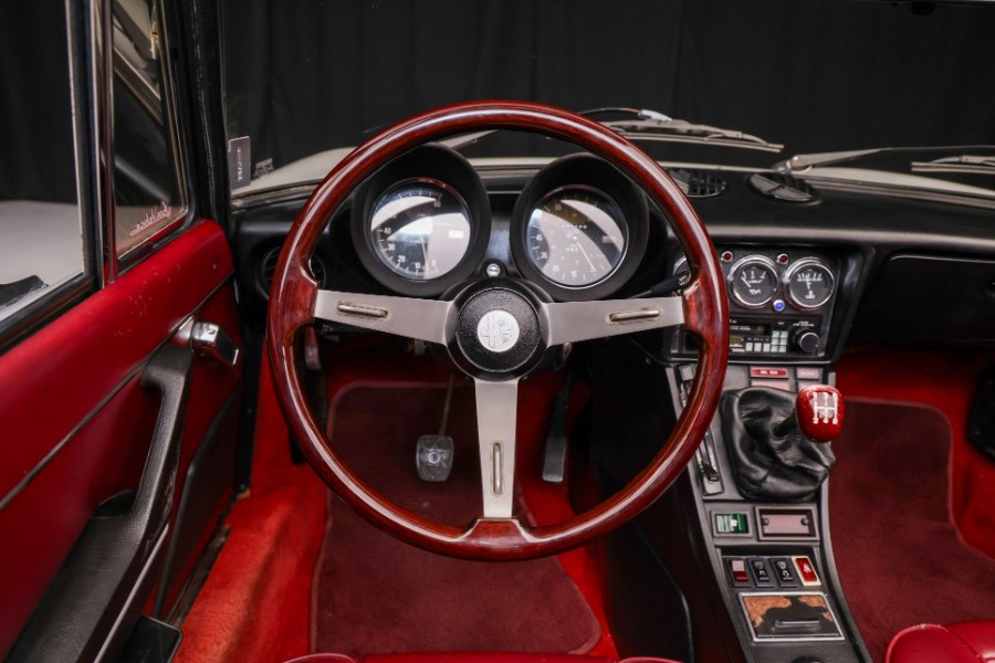 1981 Alfa Romeo Spider Veloce 2dr Convertible Veloce, available for sale in North Salem, New York | Meccanic Shop North Inc. North Salem, New York 1981 Alfa Romeo Spider Veloce 2dr Convertible Veloce, available for sale in North Salem, New York | Meccanic Shop North Inc. North Salem, New York