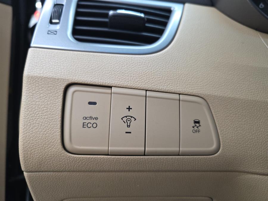 2013 Hyundai Elantra 4dr Sdn Auto GLS (Alabama Plant) *Ltd Avail*, available for sale in West Haven, Connecticut | Auto Fair Inc.. West Haven, Connecticut 2013 Hyundai Elantra 4dr Sdn Auto GLS (Alabama Plant) *Ltd Avail*, available for sale in West Haven, Connecticut | Auto Fair Inc.. West Haven, Connecticut