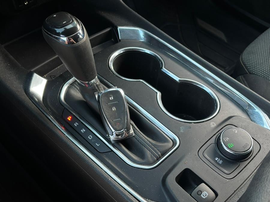 2019 Chevrolet Traverse AWD 4dr LS w/1LS, available for sale in Brooklyn, New York | Carsbuck Inc.. Brooklyn, New York 2019 Chevrolet Traverse AWD 4dr LS w/1LS, available for sale in Brooklyn, New York | Carsbuck Inc.. Brooklyn, New York