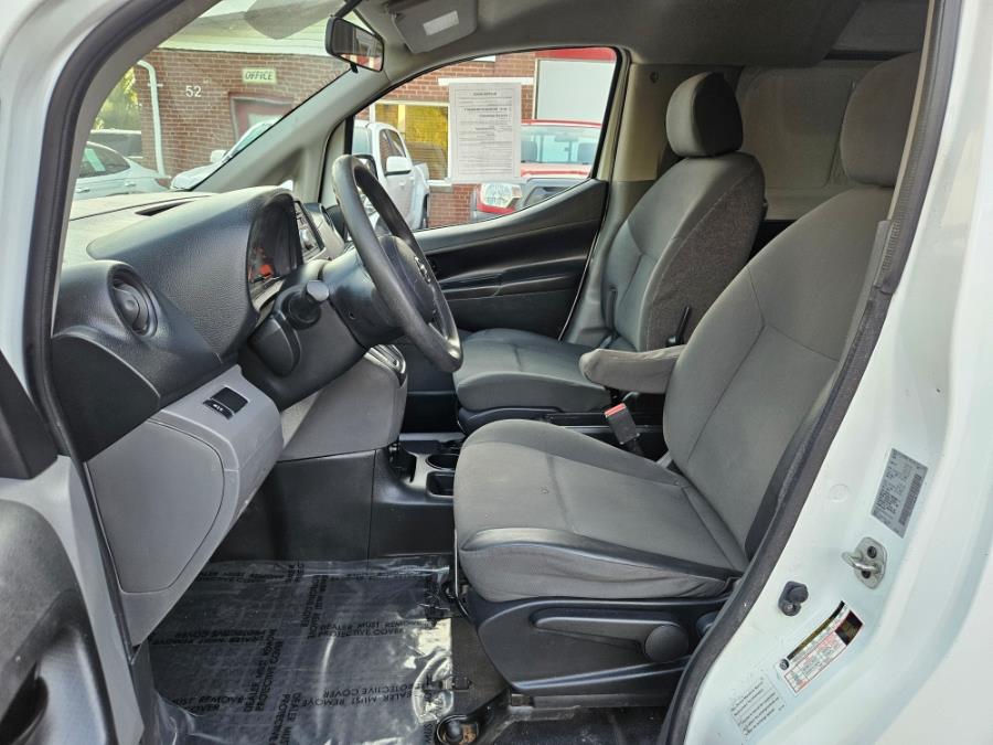 2017 Nissan NV200 Compact Cargo I4 S, available for sale in East Windsor, Connecticut | Toro Auto. East Windsor, Connecticut 2017 Nissan NV200 Compact Cargo I4 S, available for sale in East Windsor, Connecticut | Toro Auto. East Windsor, Connecticut