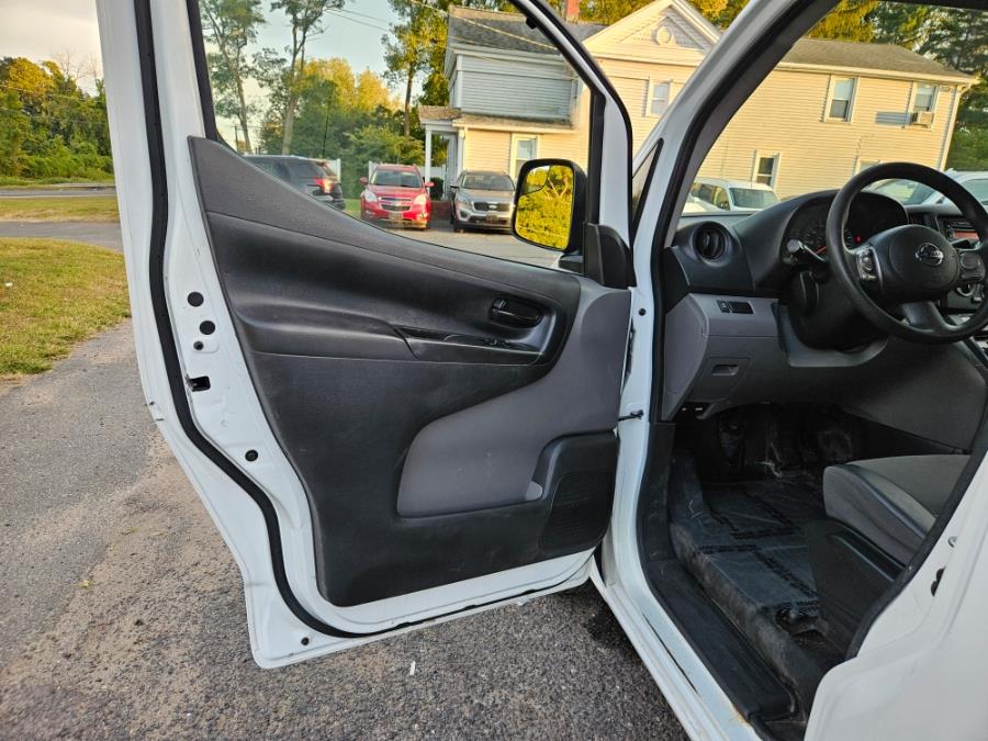 2017 Nissan NV200 Compact Cargo I4 S, available for sale in East Windsor, Connecticut | Toro Auto. East Windsor, Connecticut 2017 Nissan NV200 Compact Cargo I4 S, available for sale in East Windsor, Connecticut | Toro Auto. East Windsor, Connecticut