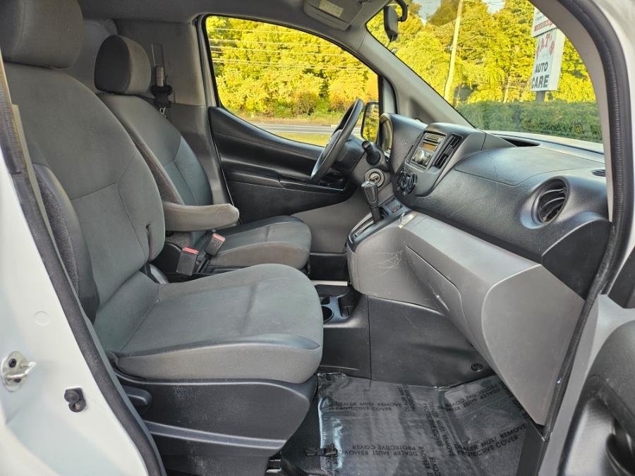 2017 Nissan NV200 Compact Cargo I4 S, available for sale in East Windsor, Connecticut | Toro Auto. East Windsor, Connecticut 2017 Nissan NV200 Compact Cargo I4 S, available for sale in East Windsor, Connecticut | Toro Auto. East Windsor, Connecticut