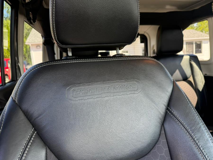 2017 Jeep Wrangler Unlimited Sport 4x4, available for sale in Southwick, Massachusetts | Country Auto Sales. Southwick, Massachusetts 2017 Jeep Wrangler Unlimited Sport 4x4, available for sale in Southwick, Massachusetts | Country Auto Sales. Southwick, Massachusetts