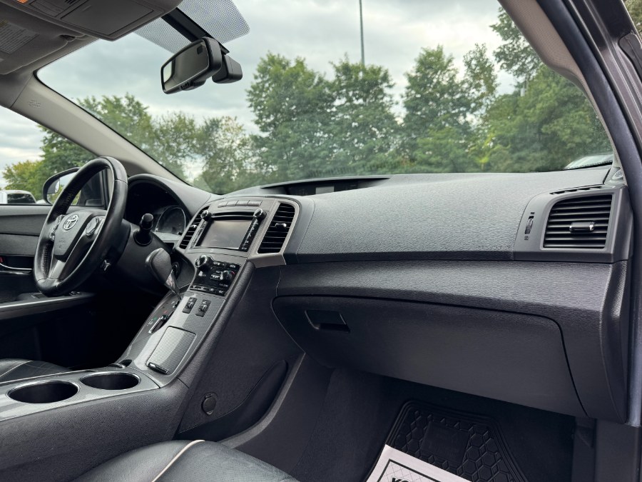 2014 Toyota Venza 4dr Wgn V6 AWD Limited (Natl), available for sale in Ortonville, Michigan | Marsh Auto Sales LLC. Ortonville, Michigan 2014 Toyota Venza 4dr Wgn V6 AWD Limited (Natl), available for sale in Ortonville, Michigan | Marsh Auto Sales LLC. Ortonville, Michigan
