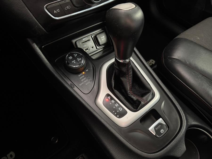 2016 Jeep Cherokee 4WD 4dr Trailhawk, available for sale in West Babylon , New York | MP Motors Inc. West Babylon , New York 2016 Jeep Cherokee 4WD 4dr Trailhawk, available for sale in West Babylon , New York | MP Motors Inc. West Babylon , New York