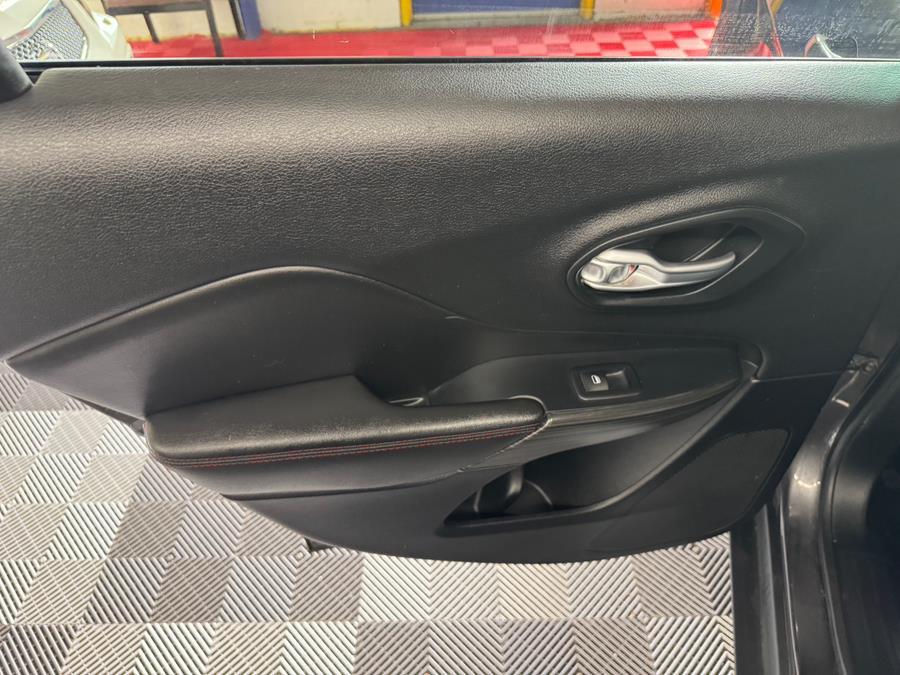 2016 Jeep Cherokee 4WD 4dr Trailhawk, available for sale in West Babylon , New York | MP Motors Inc. West Babylon , New York 2016 Jeep Cherokee 4WD 4dr Trailhawk, available for sale in West Babylon , New York | MP Motors Inc. West Babylon , New York