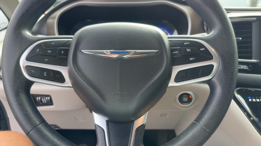 2020 Chrysler Voyager LXI FWD, available for sale in Waterbury, Connecticut | West End Automotive Center. Waterbury, Connecticut 2020 Chrysler Voyager LXI FWD, available for sale in Waterbury, Connecticut | West End Automotive Center. Waterbury, Connecticut