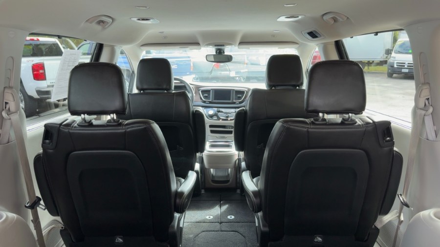 2020 Chrysler Voyager LXI FWD, available for sale in Waterbury, Connecticut | West End Automotive Center. Waterbury, Connecticut 2020 Chrysler Voyager LXI FWD, available for sale in Waterbury, Connecticut | West End Automotive Center. Waterbury, Connecticut