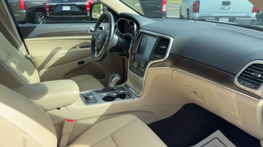 2017 Jeep Grand Cherokee Limited 4x4, available for sale in Waterbury, Connecticut | West End Automotive Center. Waterbury, Connecticut 2017 Jeep Grand Cherokee Limited 4x4, available for sale in Waterbury, Connecticut | West End Automotive Center. Waterbury, Connecticut