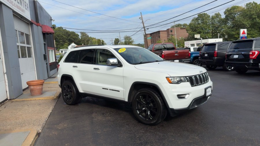 2017 Jeep Grand Cherokee Limited 4x4, available for sale in Waterbury, Connecticut | West End Automotive Center. Waterbury, Connecticut 2017 Jeep Grand Cherokee Limited 4x4, available for sale in Waterbury, Connecticut | West End Automotive Center. Waterbury, Connecticut