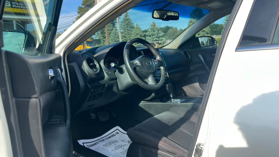 2014 Nissan Maxima 4dr Sdn 3.5 SV w/Premium Pkg, available for sale in East Windsor, Connecticut | A1 Auto Sale LLC. East Windsor, Connecticut 2014 Nissan Maxima 4dr Sdn 3.5 SV w/Premium Pkg, available for sale in East Windsor, Connecticut | A1 Auto Sale LLC. East Windsor, Connecticut