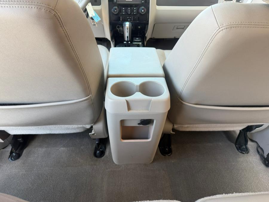 2009 Ford Escape 4WD 4dr V6, available for sale in Revere, Massachusetts | Wonderland Auto. Revere, Massachusetts 2009 Ford Escape 4WD 4dr V6, available for sale in Revere, Massachusetts | Wonderland Auto. Revere, Massachusetts