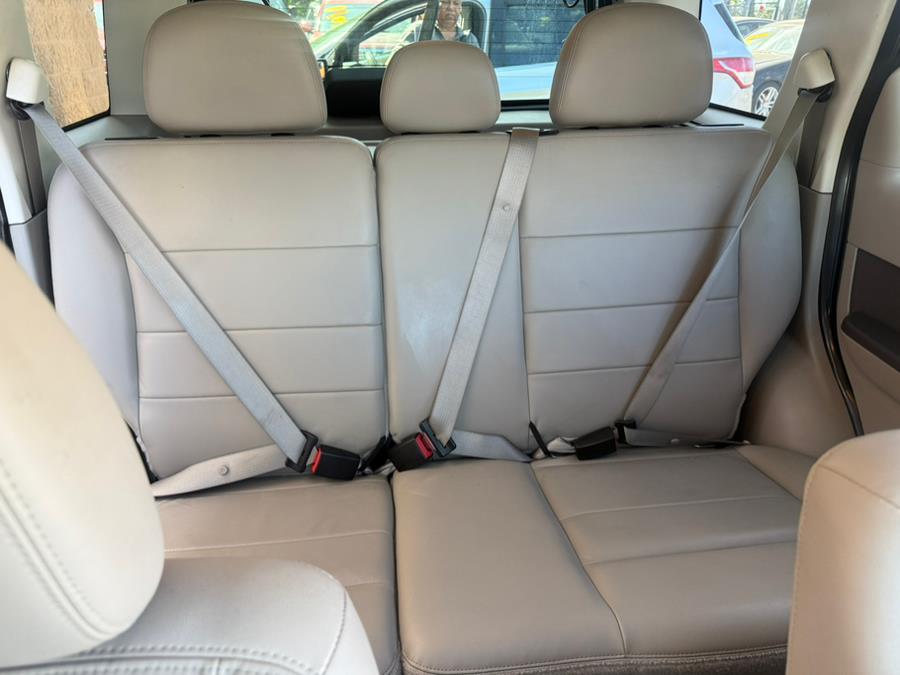 2009 Ford Escape 4WD 4dr V6, available for sale in Revere, Massachusetts | Wonderland Auto. Revere, Massachusetts 2009 Ford Escape 4WD 4dr V6, available for sale in Revere, Massachusetts | Wonderland Auto. Revere, Massachusetts