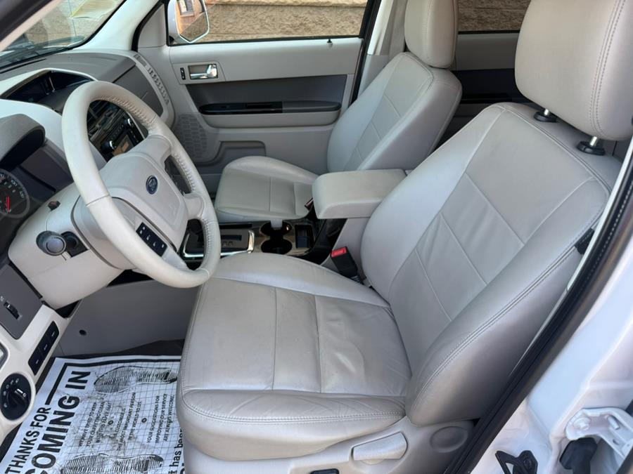2009 Ford Escape 4WD 4dr V6, available for sale in Revere, Massachusetts | Wonderland Auto. Revere, Massachusetts 2009 Ford Escape 4WD 4dr V6, available for sale in Revere, Massachusetts | Wonderland Auto. Revere, Massachusetts
