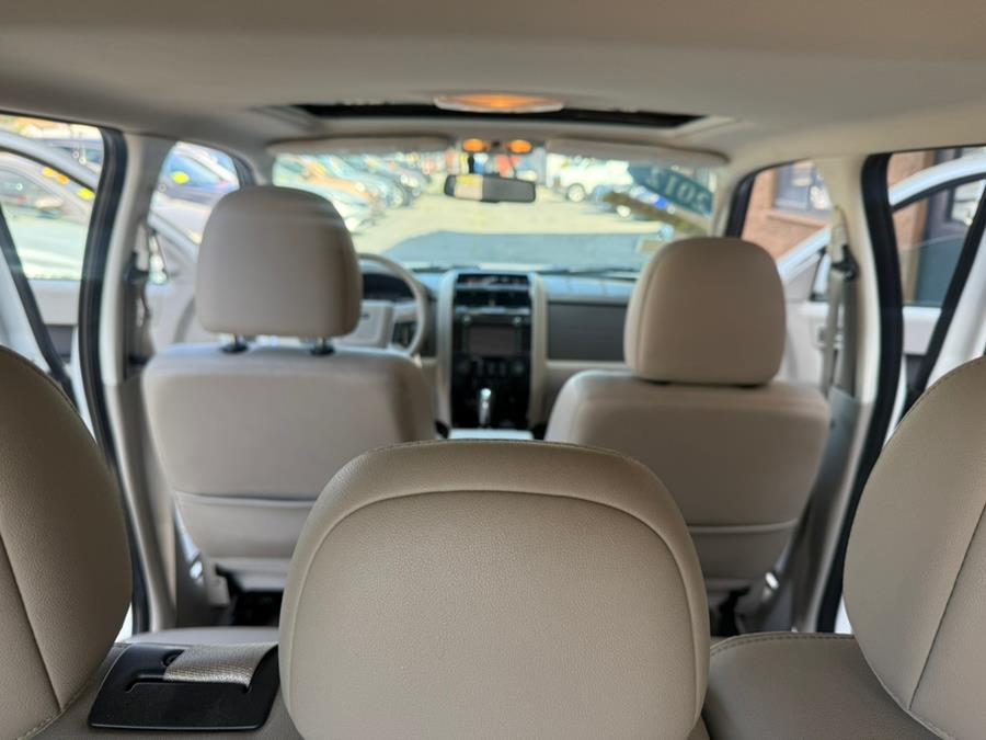 2009 Ford Escape 4WD 4dr V6, available for sale in Revere, Massachusetts | Wonderland Auto. Revere, Massachusetts 2009 Ford Escape 4WD 4dr V6, available for sale in Revere, Massachusetts | Wonderland Auto. Revere, Massachusetts